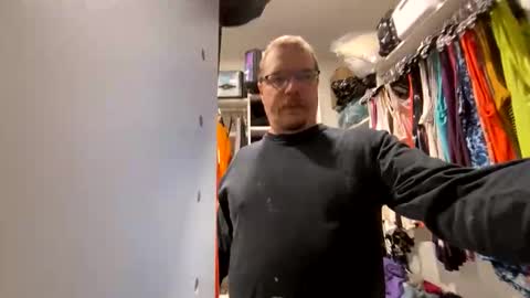 Snapshot of ralph_roberts chatting on February 4, 1:22 am Ralph Roberts online show from February 4, 1:22 am