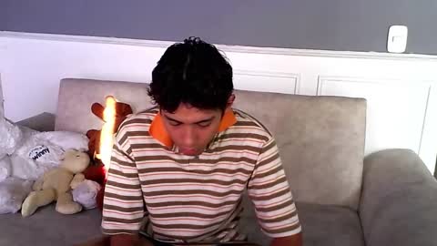 Snapshot of rami_hot0 chatting on September 21, 9:27 pm rami_hot0 online show from September 21, 9:27 pm
