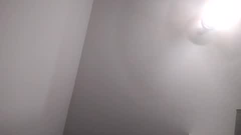 Snapshot of ramoj972397 chatting on December 19, 3:18 am ramoj972397 online show from December 19, 3:18 am