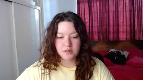 Ramona online show from April 6, 10:00 pm