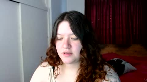 Snapshot of ramona15 chatting on July 11, 10:44 pm Ramona online show from July 11, 10:44 pm