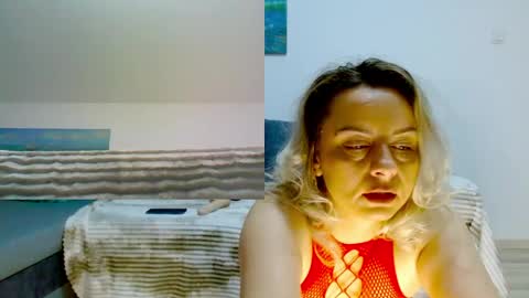 Kim-Hot-Girl online show from April 28, 7:52 pm