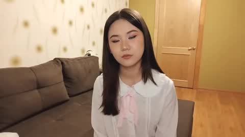 Snapshot of ranawiedenheft chatting on March 16, 10:19 am Lee online show from March 16, 10:19 am