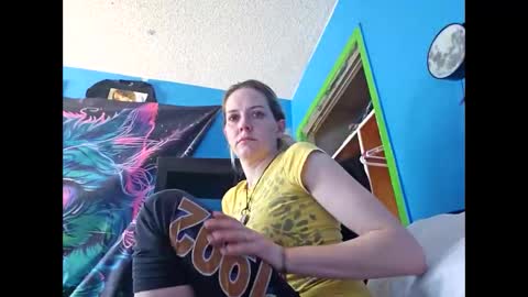 Snapshot of randcandy77 chatting on February 24, 5:20 pm Randcandy77 online show from February 24, 5:20 pm