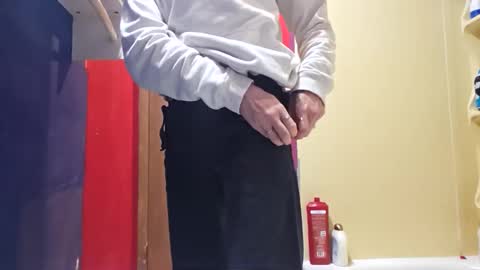 Snapshot of randcandy77 chatting on November 10, 9:03 pm Randcandy77 online show from November 10, 9:03 pm