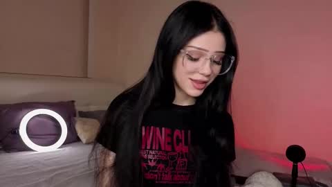 Luna online show from October 24, 6:26 pm