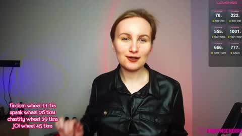 Snapshot of randycherry chatting on March 17, 4:21 pm Cherry Miss Cherry online show from March 17, 4:21 pm