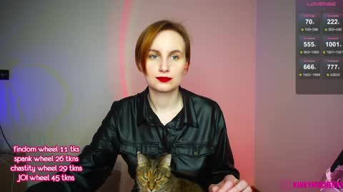 Snapshot of randycherry chatting on March 31, 3:56 pm Cherry Miss Cherry online show from March 31, 3:56 pm