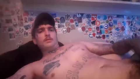 Snapshot of rannndyyy chatting on December 12, 8:47 am Randy online show from December 12, 8:47 am