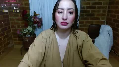 Raquel online show from March 17, 10:51 am