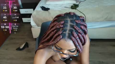 Raquel online show from February 12, 5:37 pm