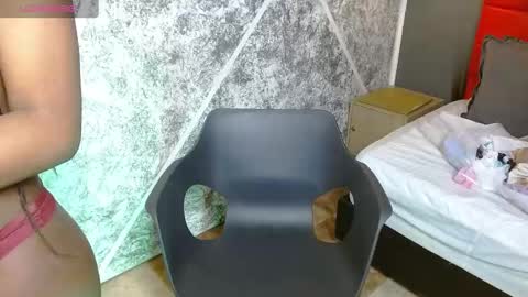 Raquel online show from October 1, 7:42 pm