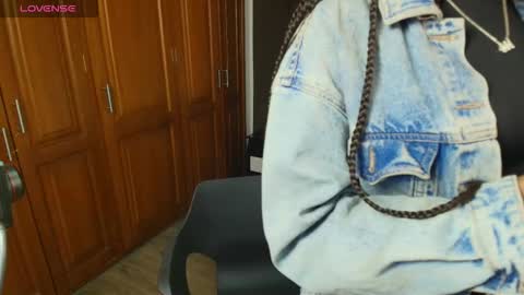 Raquel online show from October 10, 11:53 am