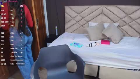 Raquel online show from November 22, 11:53 am