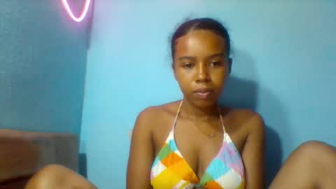 rasoelysca online show from January 18, 2:43 pm
