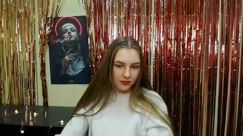 Snapshot of raspberry0101 chatting on December 10, 3:33 pm raspberry0101 online show from December 10, 3:33 pm