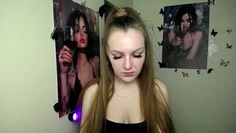 Snapshot of raspberry0101 chatting on September 19, 12:28 pm raspberry0101 online show from September 19, 12:28 pm