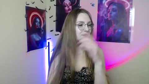 Snapshot of raspberry0101 chatting on October 24, 7:43 pm raspberry0101 online show from October 24, 7:43 pm