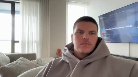 ratatou786852 online show from May 7, 7:19 pm