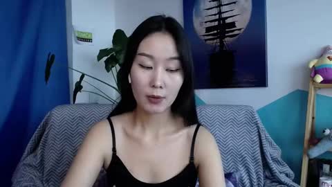 ratna_mm online show from February 12, 9:42 am