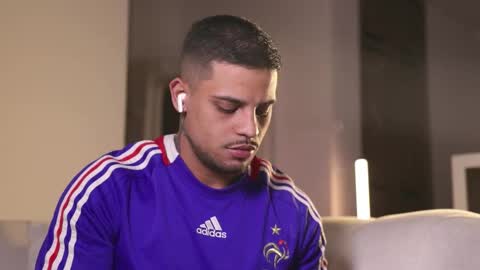 rausch77 online show from December 14, 8:09 am