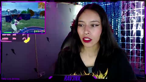   online show from October 3, 9:45 pm