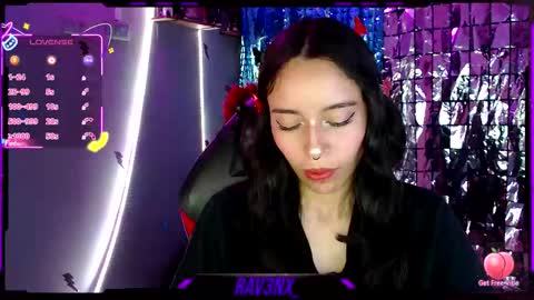   online show from November 11, 8:58 am