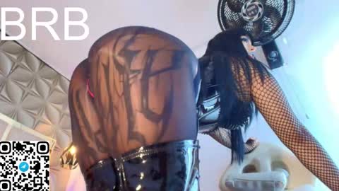   online show from December 19, 11:06 am