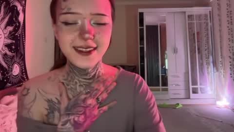 raven_armor online show from May 23, 5:06 pm
