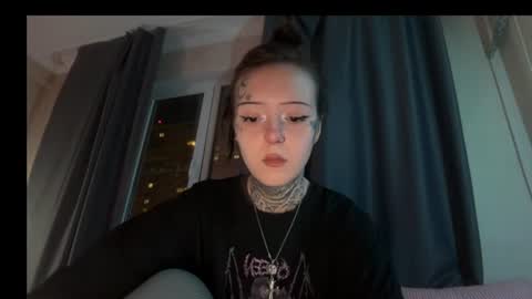 raven_armor online show from July 3, 6:14 pm