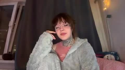 raven_armor online show from July 11, 6:10 pm
