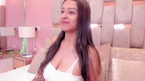 Raven  online show from February 14, 7:32 pm