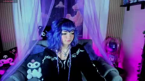 Snapshot of ravencollen chatting on June 26, 1:21 am ravencollen online show from June 26, 1:21 am