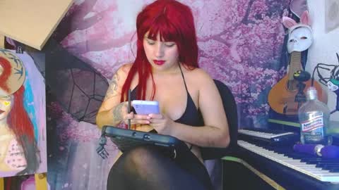 ravenlotus online show from March 25, 7:42 pm