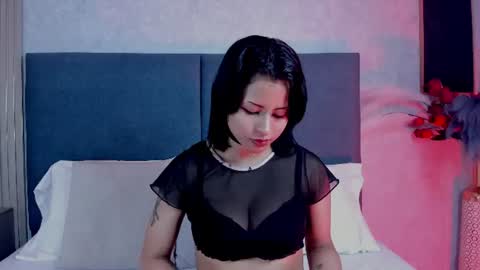 RAVEN MONRROE online show from June 18, 8:02 pm