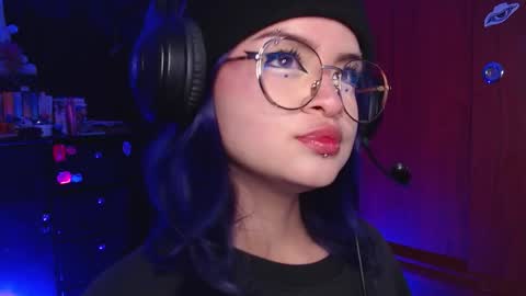 raventh_ online show from November 30, 9:52 pm