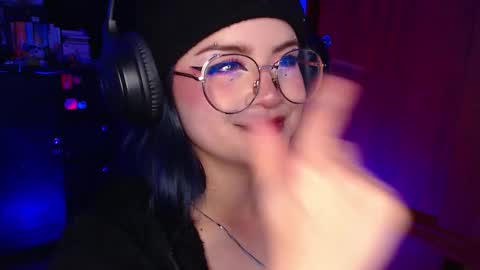 raventh_ online show from December 18, 2:06 am