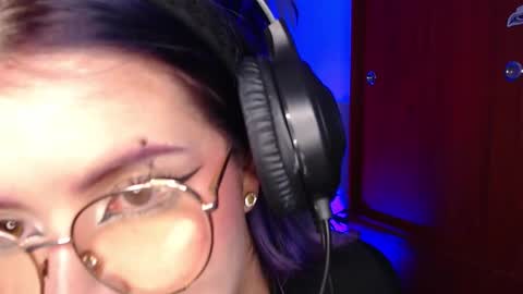 raventh_ online show from January 13, 12:05 am