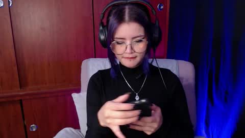 raventh_ online show from February 22, 11:53 am