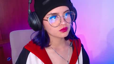 Snapshot of raventh_ chatting on March 23, 2:32 pm raventh_ online show from March 23, 2:32 pm