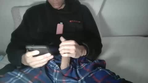 ravenxbat online show from November 18, 4:44 pm