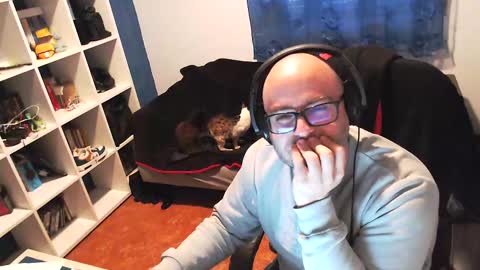 ravingr3d3 online show from February 21, 1:44 pm