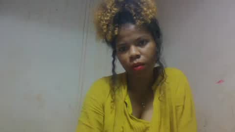 ravomamy online show from November 15, 11:21 pm