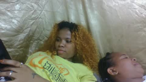 ravomamy online show from January 10, 7:37 pm