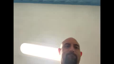 Snapshot of rawdillz121 chatting on May 6, 2:29 am Down under guy online show from May 6, 2:29 am