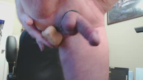 Snapshot of ray23120000 chatting on February 15, 2:47 pm ray23120000 online show from February 15, 2:47 pm