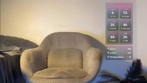 Snapshot of ray90fit chatting on October 14, 12:06 pm rayfit90 online show from October 14, 12:06 pm