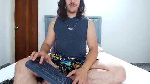 Ray online show from August 5, 10:44 pm