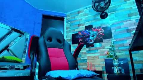 Snapshot of rayan_black chatting on December 14, 2:23 am rayan_black online show from December 14, 2:23 am