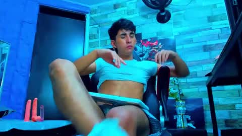 Snapshot of rayan_black chatting on December 14, 7:40 am rayan_black online show from December 14, 7:40 am